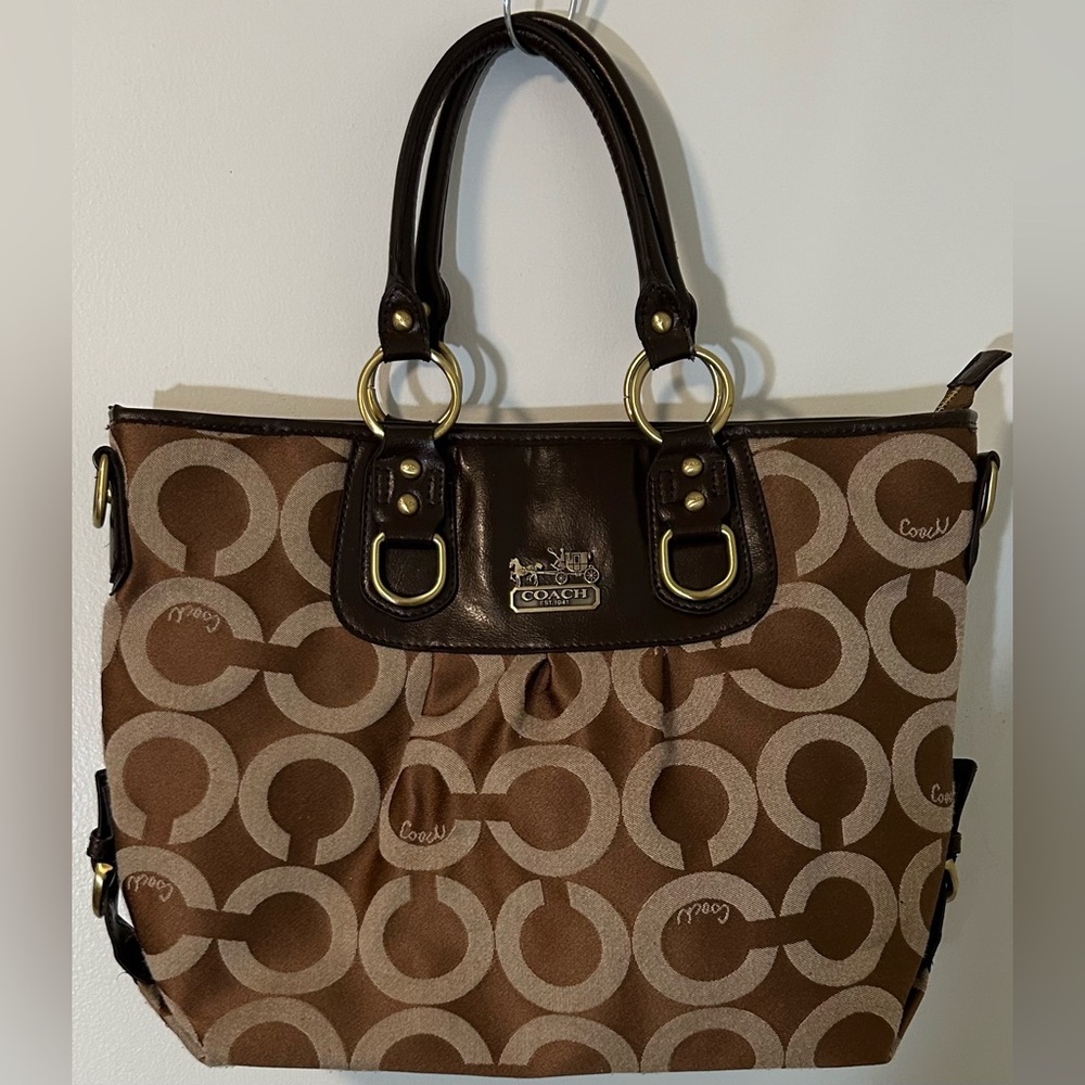 Coach Madison Julianne Op Art Signature Satchel (model #12963)